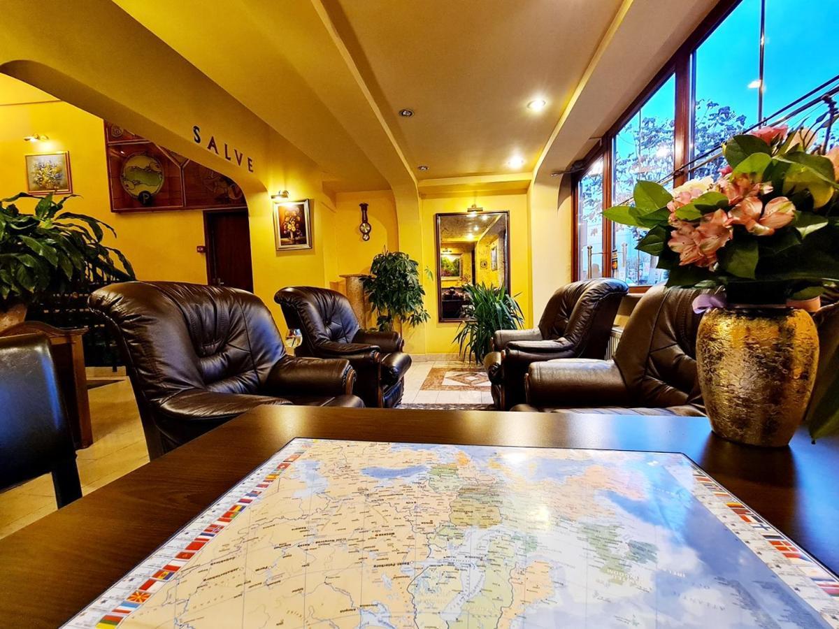 Horoscop 3* Bucureşti